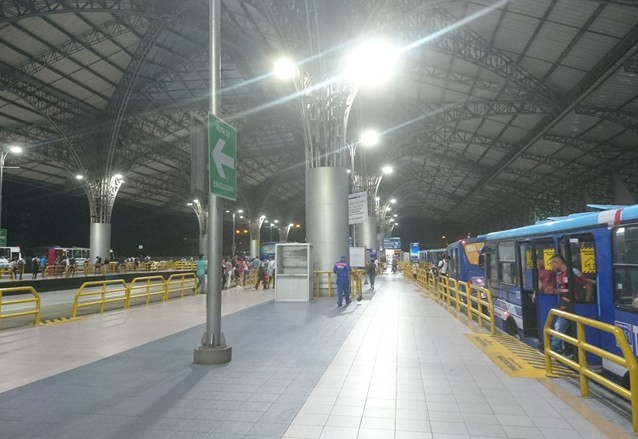 LED Parking Lot Light Project in Ecuador